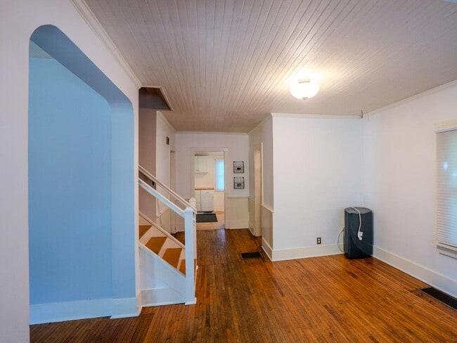 Building Photo - 824 Lucas Ct