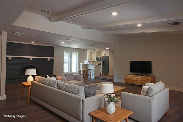 Building Photo - 2313 Westridge Dr