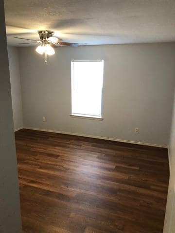 Building Photo - 221 Addison St