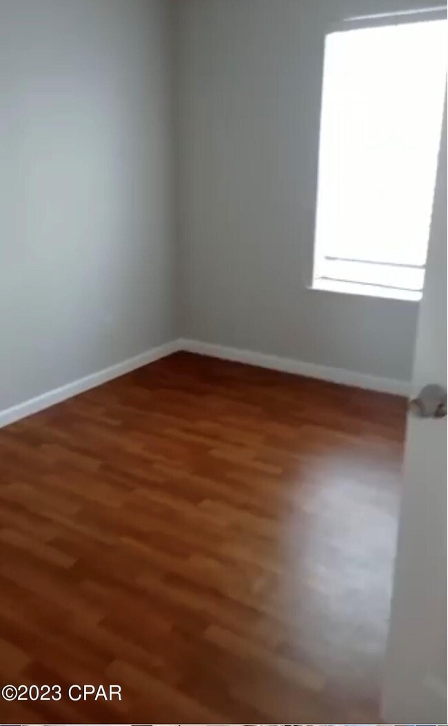 Foto del edificio - 730 Mulberry Ave