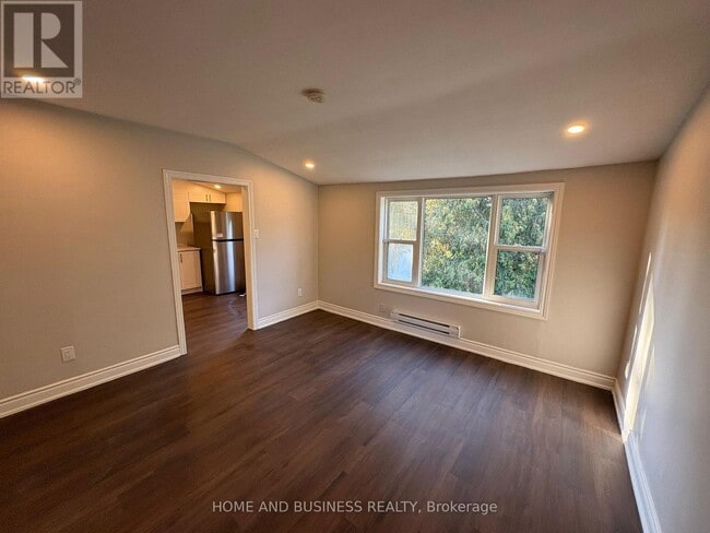 Building Photo - 38 River Dr
