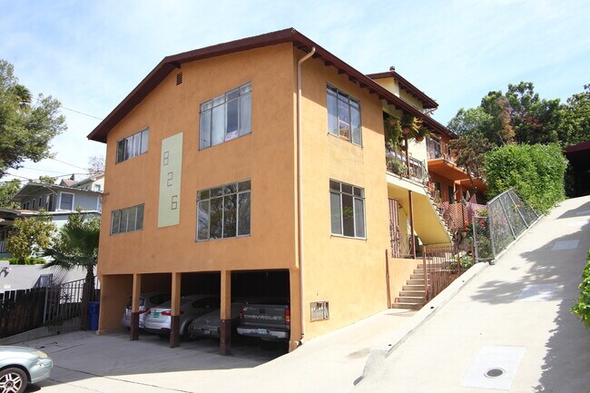Building Photo - 826 Hyperion Ave