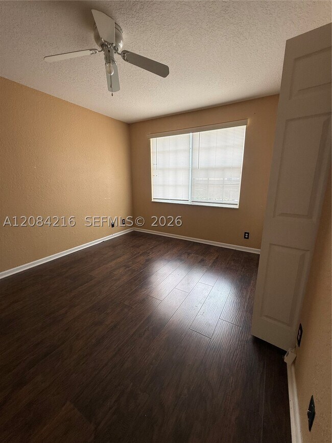 Foto del edificio - 6714 NW 39th Ln