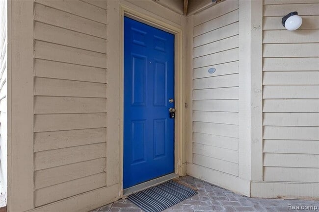 Building Photo - 2620 Greenstone Blvd