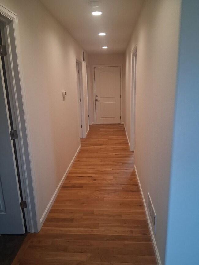 Foto del edificio - 2333 W 19th St