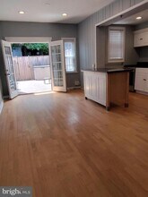 Building Photo - 1223 Wylie St NE