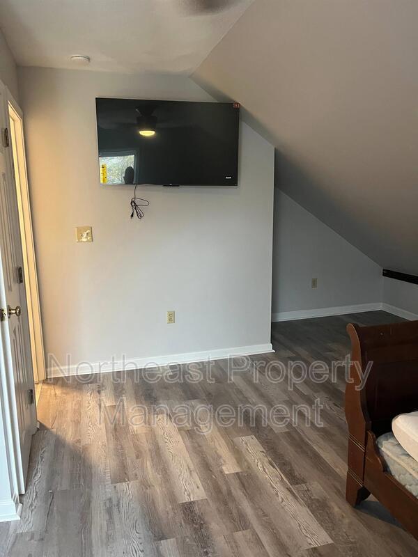 423 King St Unit Observatory 3L, Littleton, MA 01460 Condo for Rent