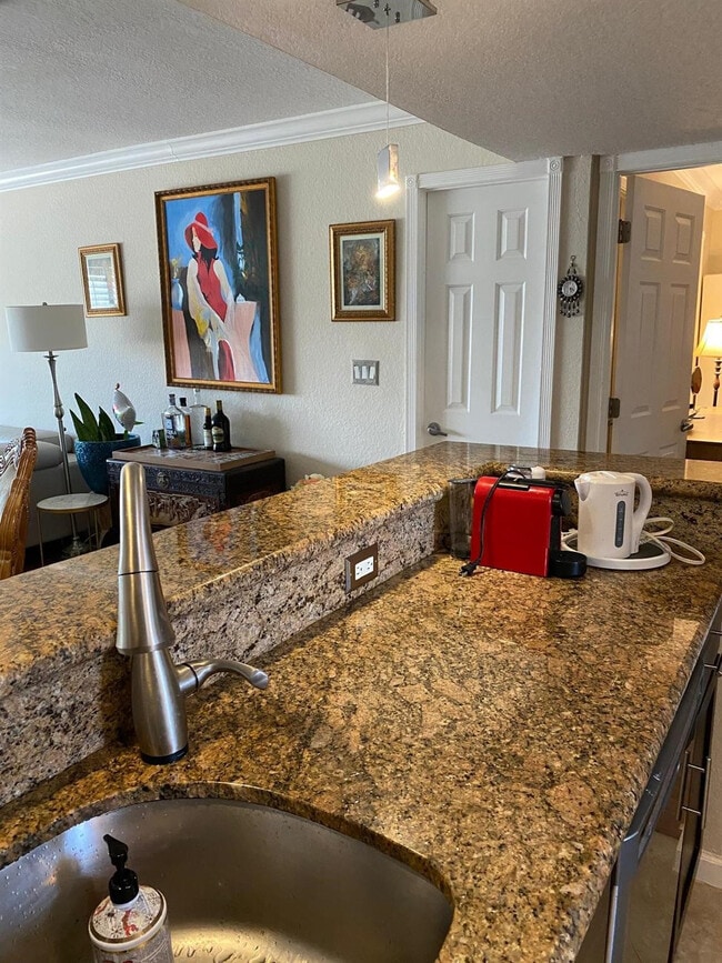 Building Photo - 1501 E Broward Blvd