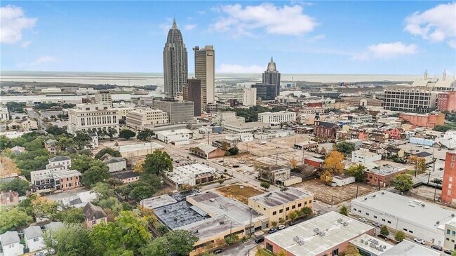 Foto del edificio - 308 St Louis St