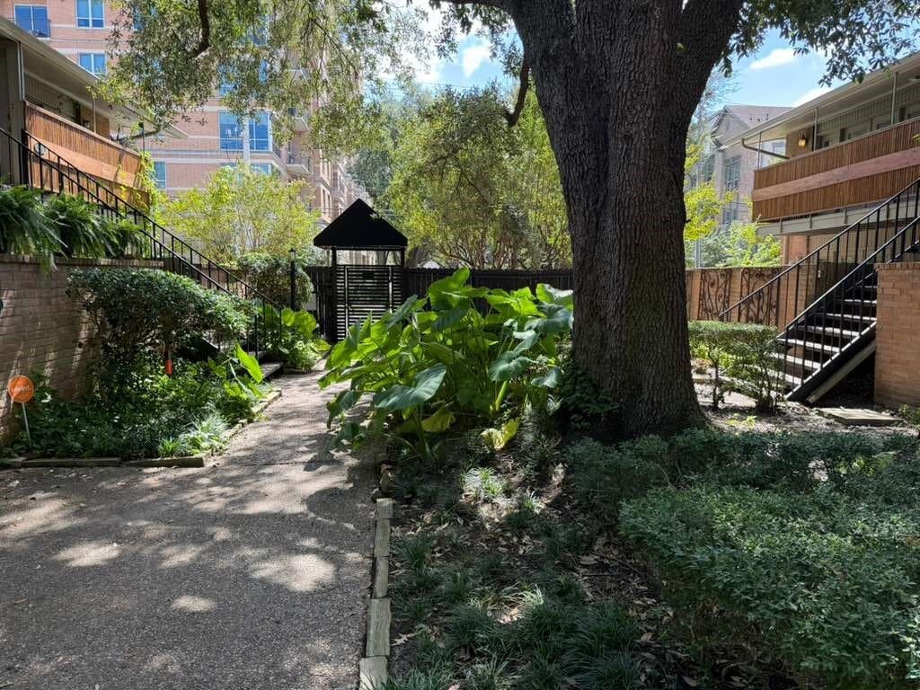 Foto principal - 3944 W Alabama St