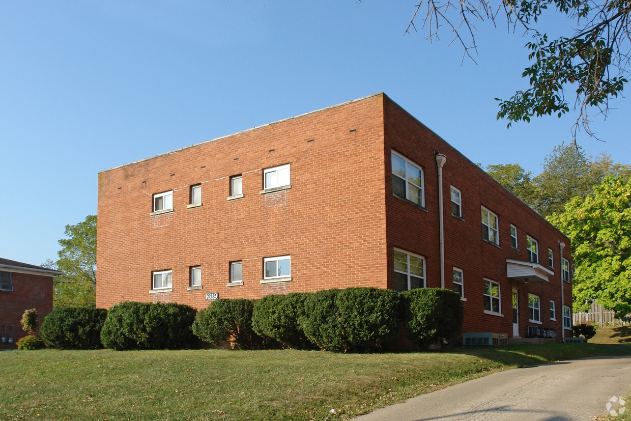 Building Photo - 1619 Alexandria Dr
