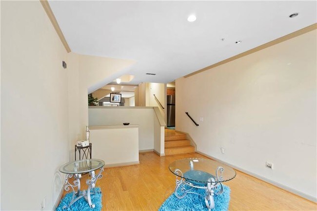Building Photo - 4244 River Green Dr NW