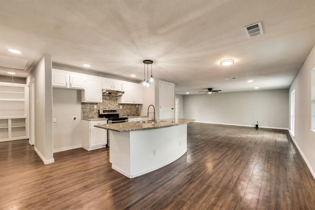 Building Photo - 6622 Oleta Dr