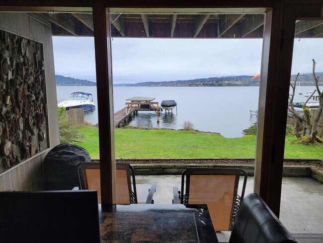 You have a porch to relax and have a drink at the end of the day or cook some food on the BBQ - 11012 Rainier Avenue South