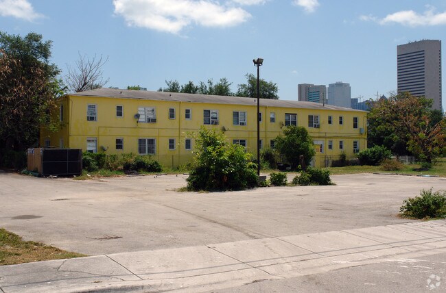 Building Photo - 361 NW 7th St