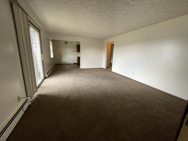 Living Room - 6890 Southern Blvd