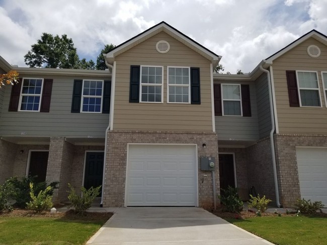 Foto del edificio - New Construction Townhouse in McDonough