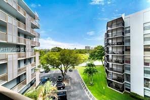 Foto del edificio - 3401 N Country Club Dr