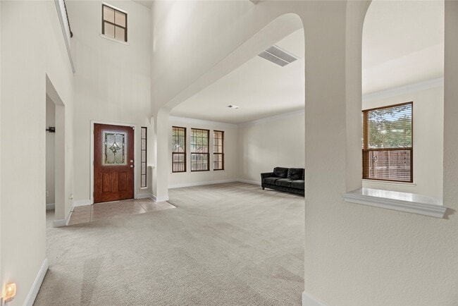 Building Photo - 16703 Summer Cypress Ct