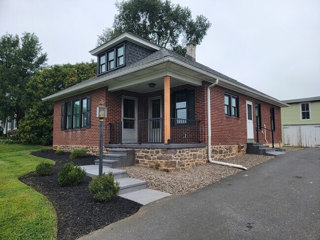 Foto del edificio - 4098 Division Hwy