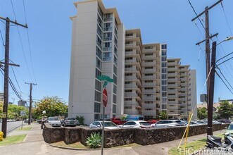 Building Photo - 1634 Makiki St