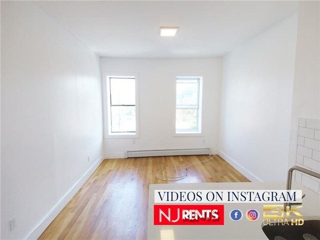 Foto del edificio - 168 Clinton Ave