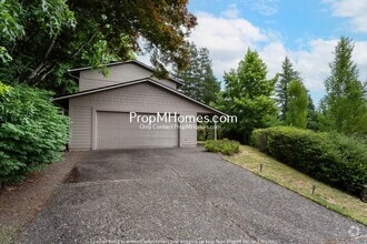 Building Photo - 1448 Greentree Cir