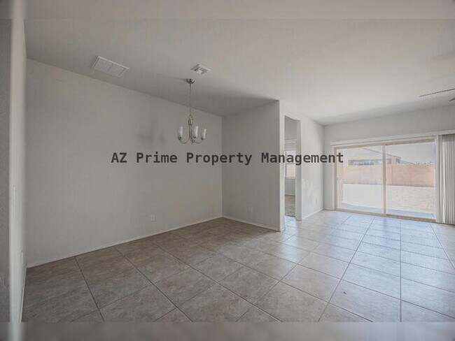 Building Photo - 2451 E Alida Trail
