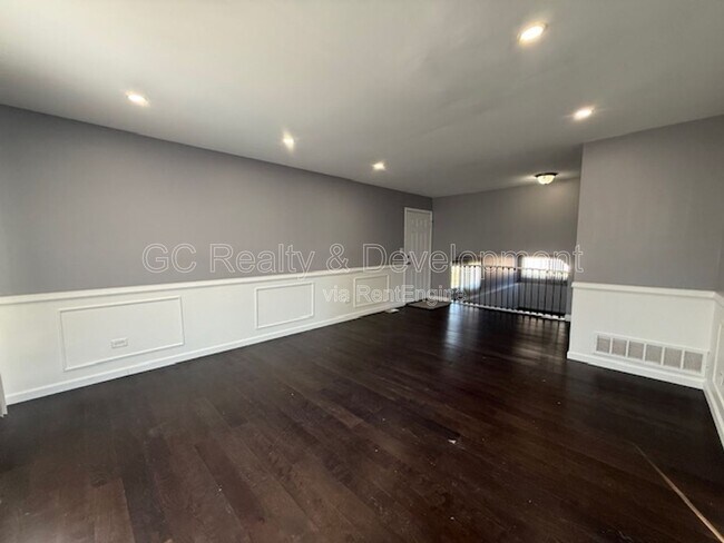 Foto del edificio - 24 W Ann St