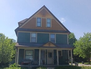 Building Photo - 721 Burnett Ave