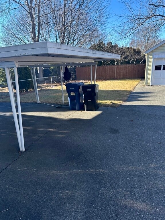 Foto del edificio - 36 Raymond Ave