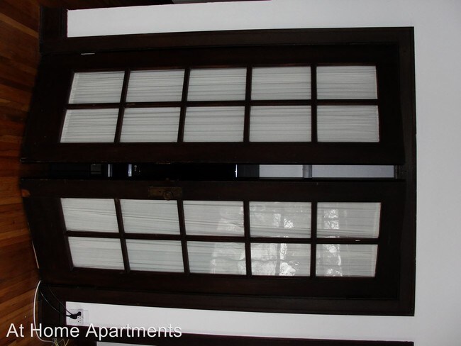 Foto del edificio - 369 Laurel Ave
