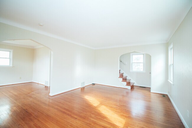 Foto del edificio - 4132 Berwick Ave