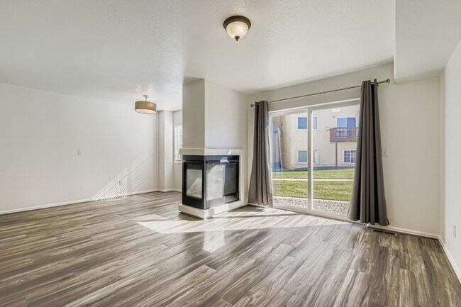 Foto del edificio - 655 Bosque Vista Point