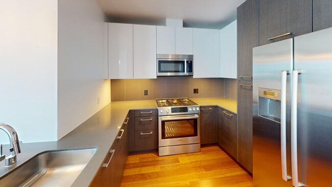 Interior Photo - 399 Fremont