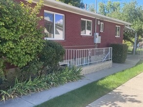 Building Photo - 523 E Benbow St