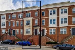Building Photo - 1310 Jackson St