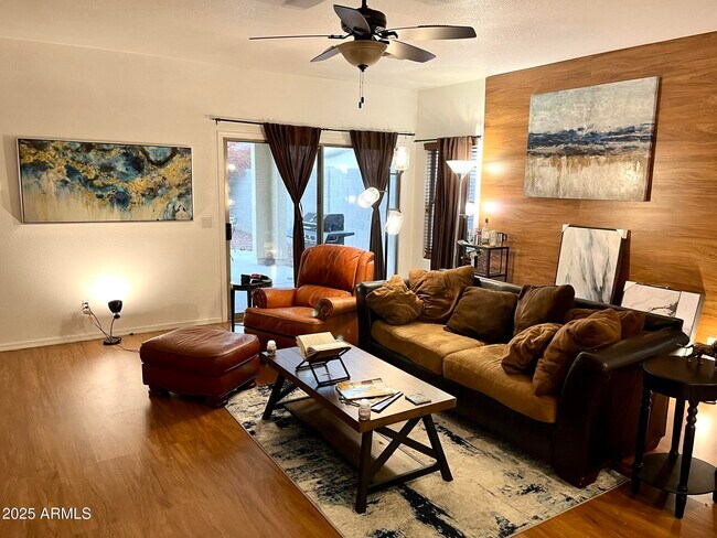 Foto del edificio - 12542 W Honeysuckle St