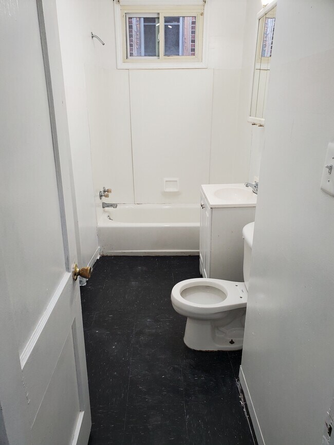 Bathroom - 5406 Angora Ter
