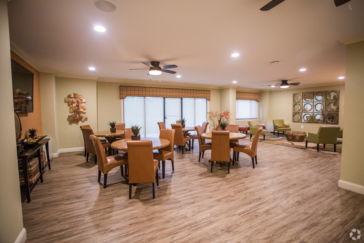 Cavalier Club Apartments in Falls Church, VA