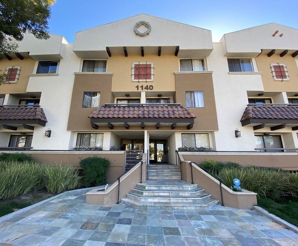 1140 Winchester Townhomes for Rent Glendale, CA