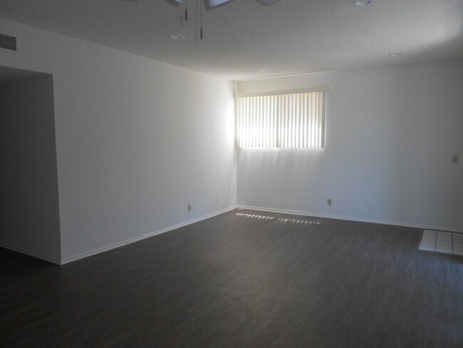 Plano de planta - 1400 Camden Ave