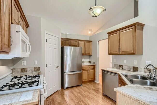 Building Photo - 8617 133rd St Ct E, Puyallup, WA, 98373