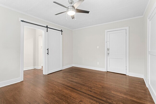 Foto del edificio - 4104 Warwick Blvd