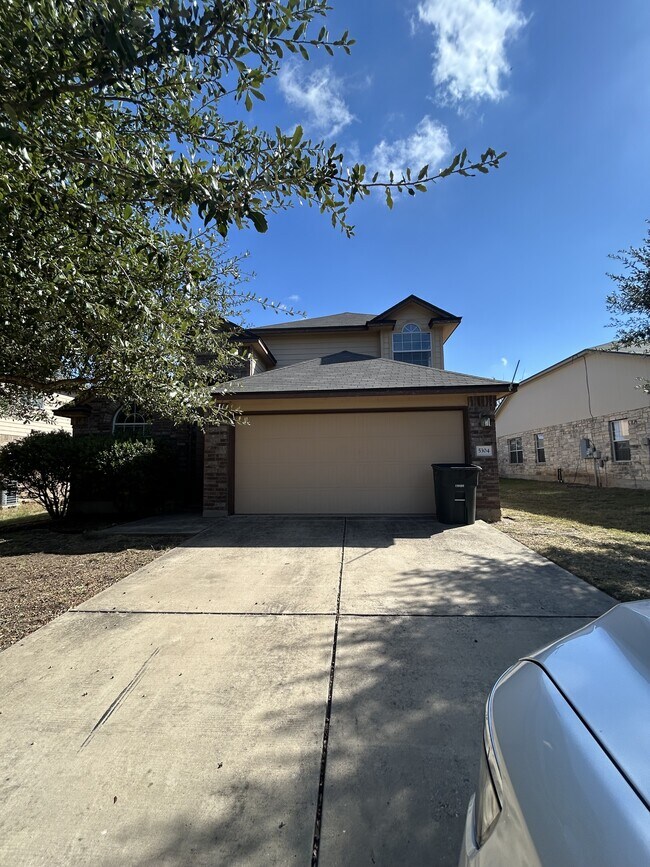 Building Photo - 5304 Willamette Ln