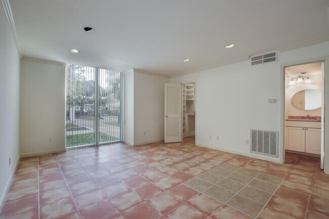 Foto del edificio - 3600 Montrose Blvd