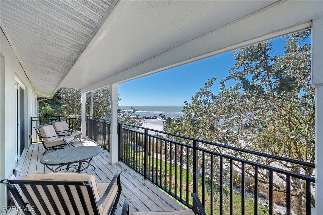 Primary Photo - 1065 Gulf Shore Blvd N