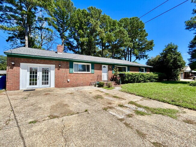 Foto del edificio - Gorgeous Updated Home in Virginia Beach!