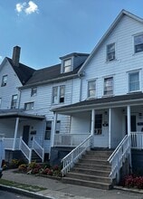 Building Photo - 104-108 Madison St