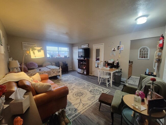 Foto del edificio - 216 E Sycamore St